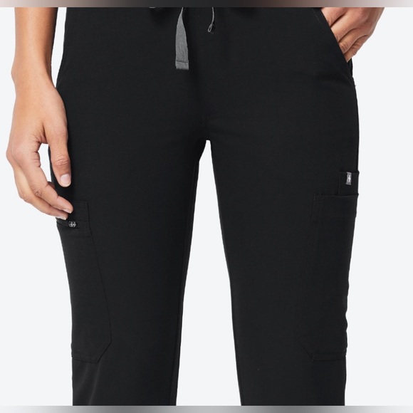 YOLA Black FIGS scrub pants - Picture 6 of 7